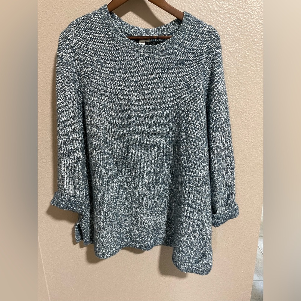 Women's Blue Sweater